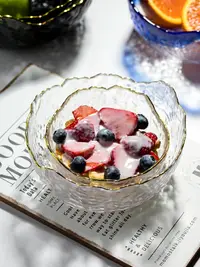 在飛比找樂天市場購物網優惠-客廳水果盤北歐風格水晶玻璃果盤碗家用沙拉碗日式創意現代零食盤