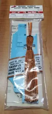 Vintage Susan Bates Trim Tool Maker Tassels Fringe Latch Hook Rug Yarn
