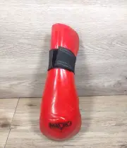 Macho Martial Arts Sparring Gloves Red Karate Left Hand Adult Sporting Goods