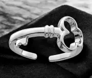 925 Sterling Silver 8mm Polished Sideways Key Adjustable Toe Ring - Toe ring