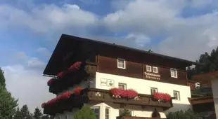 Fruhstuckspension Alpenrose Bed & Breakfast