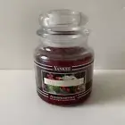 Yankee Candle Holly & Red Currant **Black Band** 14.5 oz - NEW