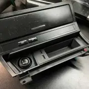 E46 Ashtray + Quick Charge USB Port