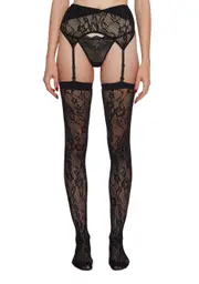 Pull You Close Garter Set - Black