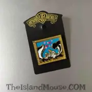 Rare Six Flags Looney Tunes Pepe Le Pew Penelope Gold Movie World Pin (N2:281)