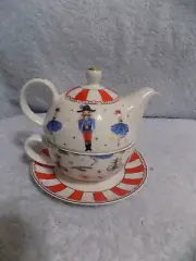 Christmas Teapot / Cup Saucer Nutcrackers Trees Ballerinas Etc. See All Photos