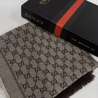 在飛比找PopChill優惠-[二手] GUCCI 古馳 咖灰 雙面LOGO 寬版流蘇長條