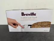 Brand New Breville BTA630XL Lift And Look Touch 4 Slice White Toaster.