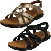 Clarks Ladies Strappy Cross Detailed Sandals - Kitly Go