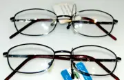 2 pair Mens compact READING GLASSES Impact resistant spring temple power+1.25