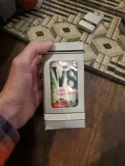 Vintage V8 Vegetable Juice Can AM FM Transistor Radio