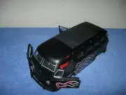 1962 VOLKSWAGEN BUS MATT BLACK 1:24 JADA OPENING REAR ENGINE DOOR & DOORS