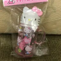 在飛比找蝦皮購物優惠-HELLO KITTY  牙刷牙膏漱口杯 組