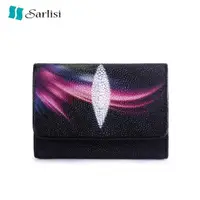 在飛比找momo購物網優惠-【Sarlisi】泰國原創珍珠魚皮短夾皮夾三折錢包