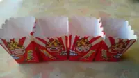 在飛比找Yahoo!奇摩拍賣優惠-爆米花盒採用高品質紙(100個含塑膠袋)爆米花盒 爆米花盒*