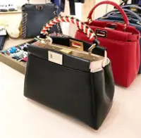 在飛比找Yahoo!奇摩拍賣優惠-Fendi 8BN244 限量 Mini Peek-a-Bo