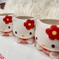 在飛比找蝦皮購物優惠-日本進口Hello Kitty北海道限定銀之鐘陶瓷咖啡杯組