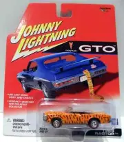 Johnny Lightning Pontiac GTO Tiger 1965 Ragtop Redline Tires Mint Card