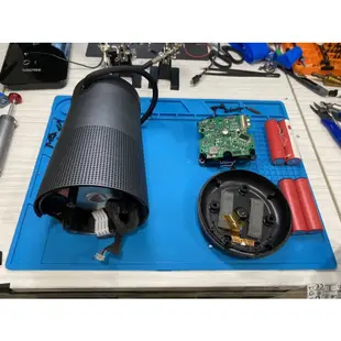 Bose soundlink revolve+  mini 2藍芽喇叭 故障 維修 無法開機 閃紅燈 更換電池