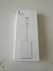 Apple USB-C to SD Card Reader