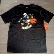 Wonder Nation Boys Halloween Skeleton Skater Graphic T-Shirt, Black Size XXL(18)