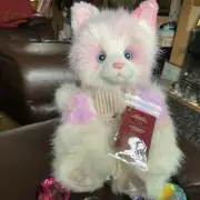 Charlie Bears Snugglepuss New Adorable