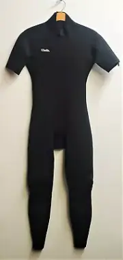 VISSLA Men's 2/2 SEVEN SEAS Back-Zip SS Wetsuit - BLK - Medium Short - NWT