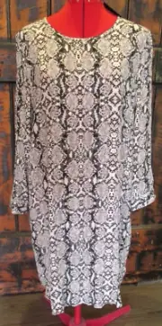 "DECJUBA" LADIES DRESS *NEW WITH TAGS* RRP $109.95 SIZE 12