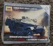 Sd.kfz.251/1 Ausf.b Stuka Zu Fuss 1:100 Zvezda