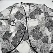 Chicos Women’s Black White Paisley Open Front Chiffon Cardigan Dolman S/M NWT