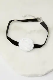 White Rosette Chocker