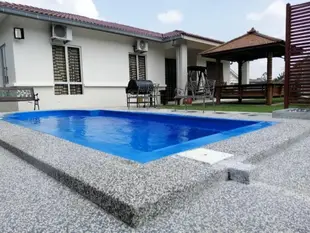 甘榜姒儒薩的4臥室小屋 - 549平方公尺/3間專用衛浴Nur Banglo Homestay Port Dickson