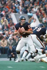 Gary Huff Chicago Bears drops back to pass v the Green Bay Packer- 1974 Photo