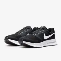 在飛比找博客來優惠-Nike RUN SWIFT 3 男慢跑鞋-黑-DR2695