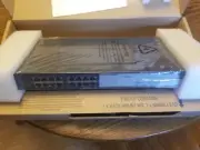 3com Baseline Switch 16 Port 2016 3C16470B kit - Brand new in box