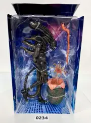 NECA Alien Brown ALIEN ULTIMATE WARRIOR Action Figure NO BOX But NEW Never Used