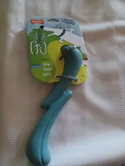 Innovative Stik-GO Interactive Dog Toy: Versatile & Floatable for Creative Play