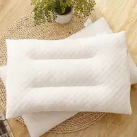在飛比找蝦皮商城優惠-【優作家居】泰國乳膠 100%天然乳膠枕 防蹣抗菌 碎乳膠枕