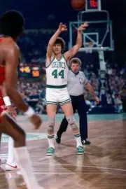 Pete Maravich Boston Celtics passes during a game circa 1980 at th- Old Photo