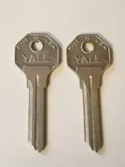 Vintage NOS Lot of (2) YALE & TOWNE Aluminum Key Blank UNCUT Padlock Door Lock