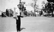 A swagman Red Cliffs Victoria Feb 1932 OLD PHOTO