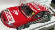 1/18 SIGNED 2002 VX CASTROL HOLDEN COMMODORE RUSSELL INGALL BIANTE AUTOART New