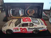 Kevin Harvick 2001 Goodwrench OREO SHOW CAR ELITE NASCAR 1:24 Diecast