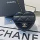 二手Chanel 香奈兒 經典爆款22s 黑金 mini愛心項鏈包 腰包 耳機包
