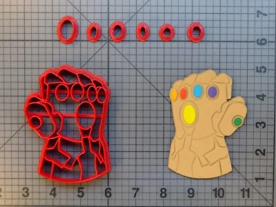 Comic Book Gauntlet 266-829 Cookie Cutter Set