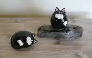 New Ceramic Black and White Cats Salt And Pepper Shakers Set