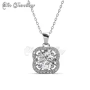 Royal Clover Pendant