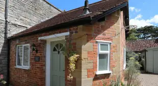 Portcullis End Cottage