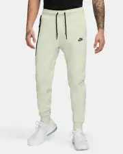 Size 2XL-Tall 3XL $125 Nike Sportswear Tech Fleece Men's Jogger FB8002-020