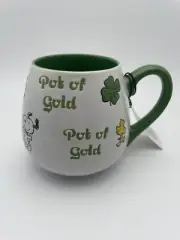 Peanuts Snoopy Mug St. Patrick’s Clover Pot of Gold 20oz 2023 Edition Cup B48